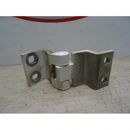 Charniere de porte de coffre gauche PEUGEOT BIPPER d’occasion