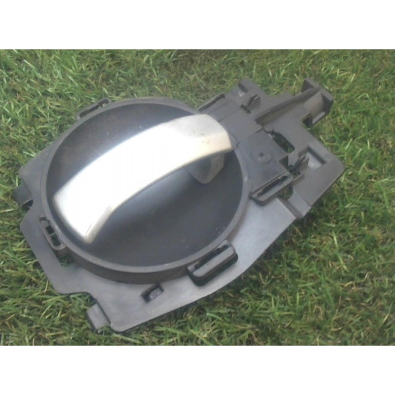 Poignee interieur avant gauche CITROEN C2 PHASE 1 d’occasion