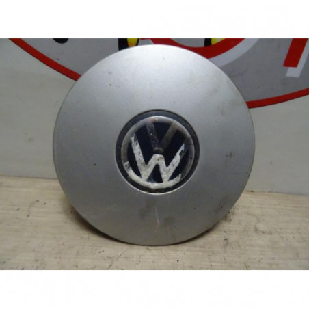 Enjoliveur VOLKSWAGEN POLO 3 PHASE 1 d’occasion
