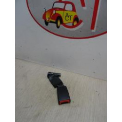 Attache ceinture arriere droit FIAT 500 2 PHASE 1 d’occasion