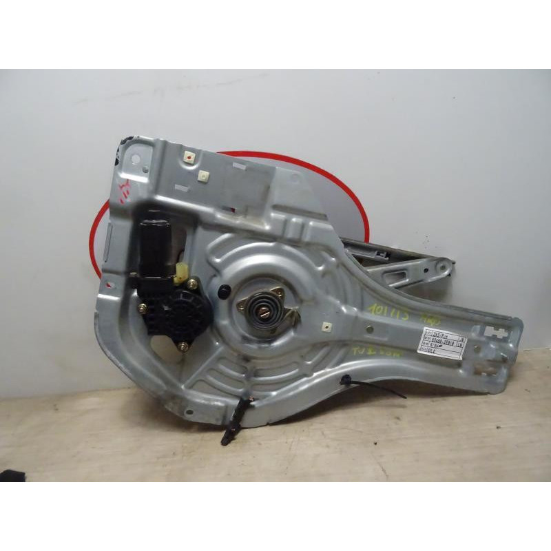 Leve vitre electrique arriere droit HYUNDAI TUCSON 1 d’occasion