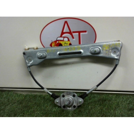 Leve vitre mecanique arriere gauche FIAT PANDA II 1.1 d’occasion