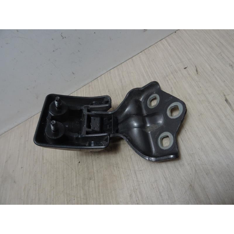 Charniere de porte de coffre droit PEUGEOT EXPERT 3 d’occasion