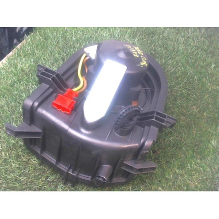 Ventilateur chauffage VOLKSWAGEN P0LO III SDI FLIGHT HAYON d’occasion