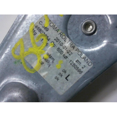 Leve vitre mecanique arriere gauche FIAT PANDA II 1.1 d’occasion