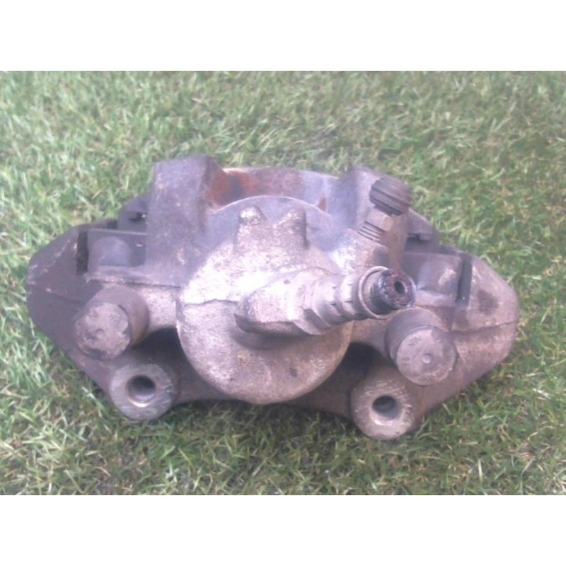 Etrier avant droit (freinage) RENAULT CLIO IV IV DCI d’occasion