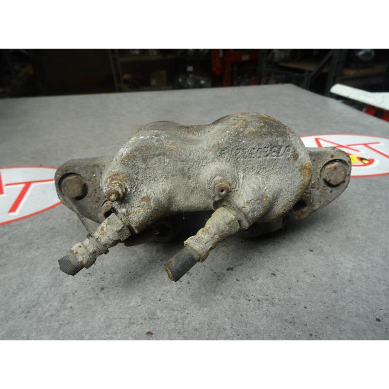 Etrier avant droit (freinage) CITROEN C25 COMBI d’occasion