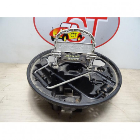 Cric (Ensemble depannage) RENAULT CLIO 2 PHASE 2 d’occasion