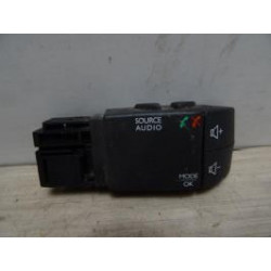 Commande autoradio DACIA LODGY PHASE 1 d’occasion