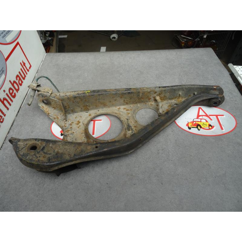 Bras de suspension arriere droit RENAULT R25 PHASE 1 d’occasion