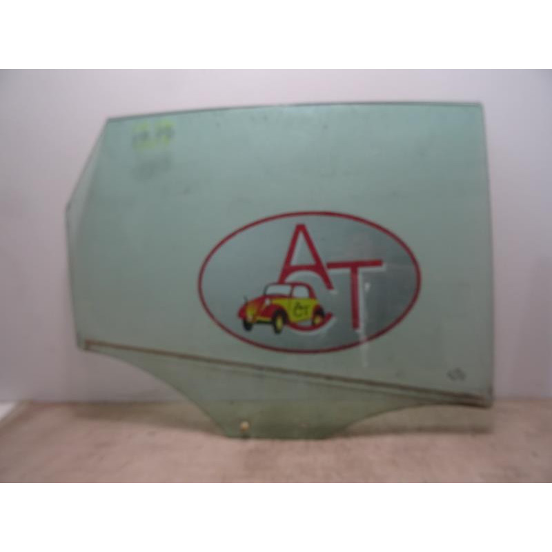 Vitre arriere droit AUDI Q5 1 PHASE 1 d’occasion