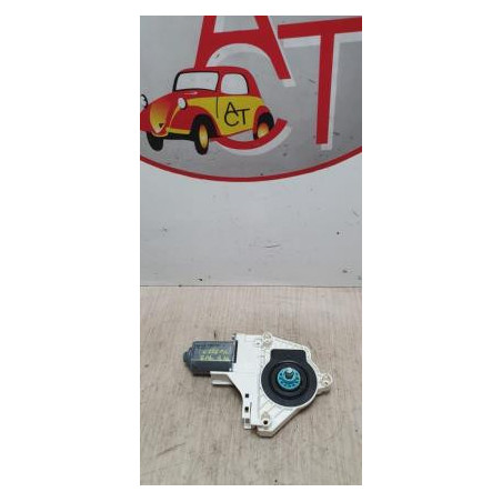 Moteur essuie glace avant droit AUDI Q5 1 PHASE 1 d’occasion