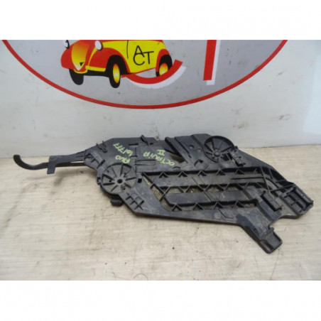 Support de pare chocs avant SKODA OCTAVIA 2 PHASE 2 BREAK d’occasion