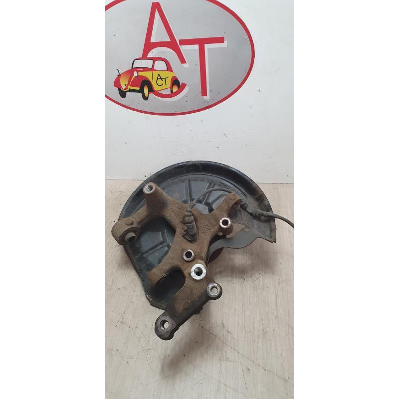 Fusee arriere gauche SKODA OCTAVIA 2 PHASE 2 BREAK d’occasion