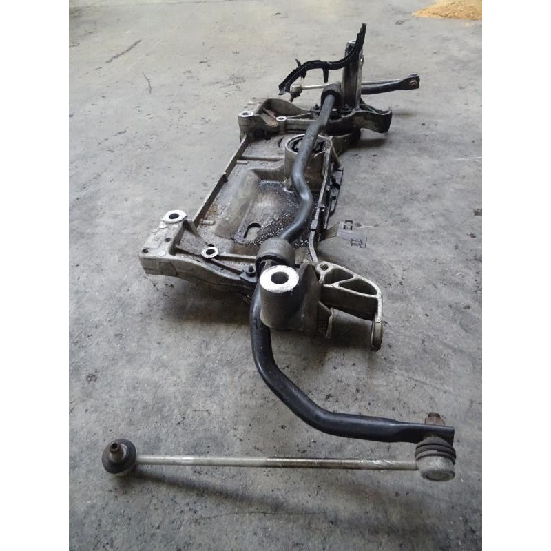 Berceau avant SKODA OCTAVIA 2 PHASE 2 BREAK d’occasion