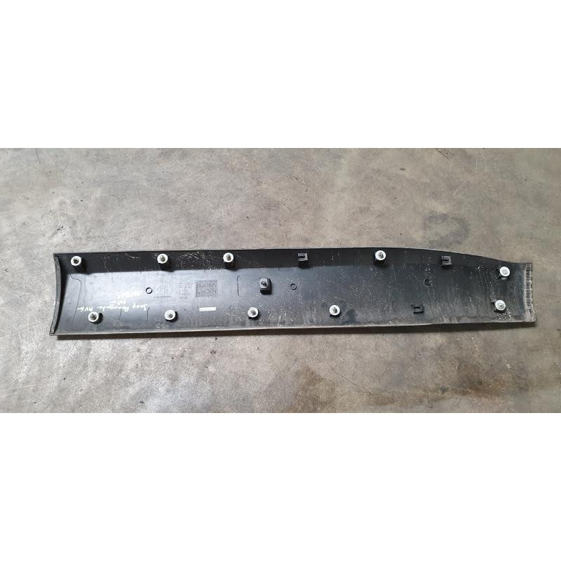 Baguette de porte avant gauche JEEP RENEGADE PHASE 2 d’occasion