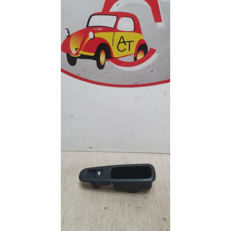 Interrupteur de leve vitre arriere droit PEUGEOT 5008 1 PHASE 1 d’occasion