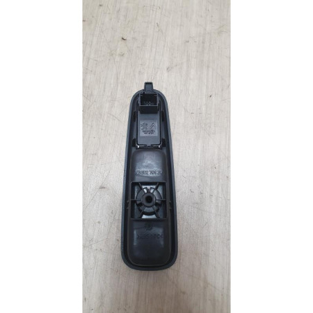 Interrupteur de leve vitre arriere droit PEUGEOT 5008 1 PHASE 1 d’occasion
