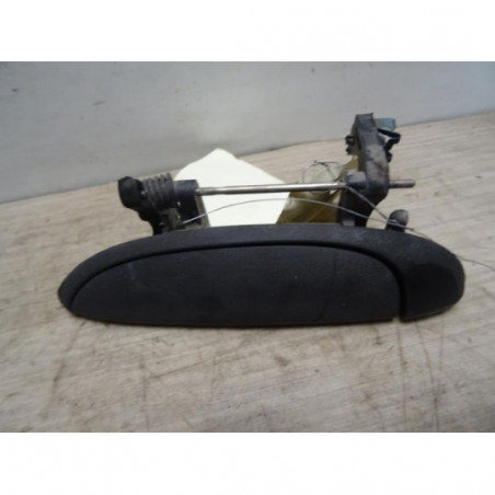 Poignee porte arriere gauche RENAULT CLIO 2 PHASE 1 d’occasion