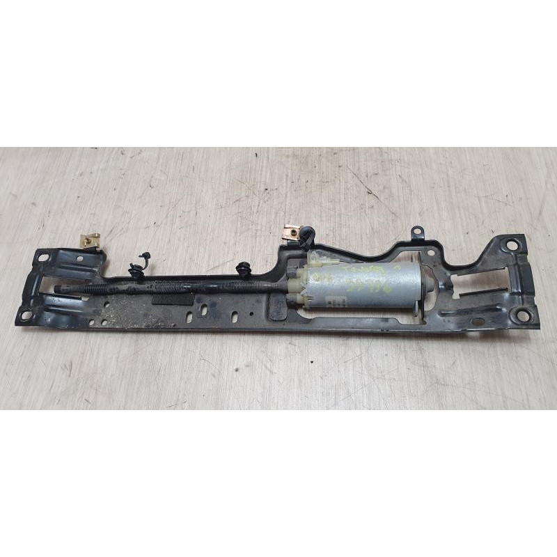 Moteur de siège electrique avant gauche VOLKSWAGEN TOUAREG 1 PHASE 1 d’occasion