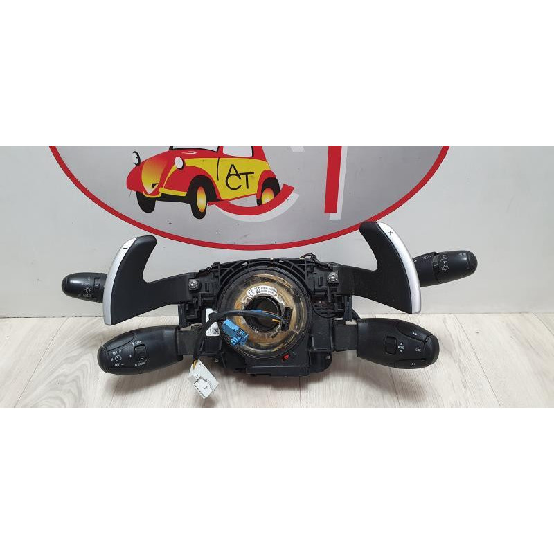 Com (Bloc Contacteur Tournant+Commodo Essuie Glace+Commodo Phare) PEUGEOT 5008 1 PHASE 1 d’occasion