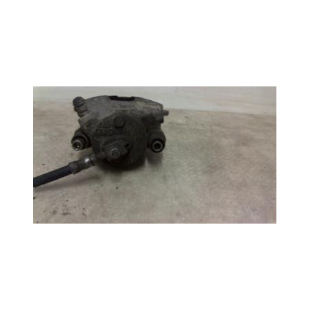 Etrier avant gauche (freinage) VOLKSWAGEN POLO 4 PHASE 2 d’occasion