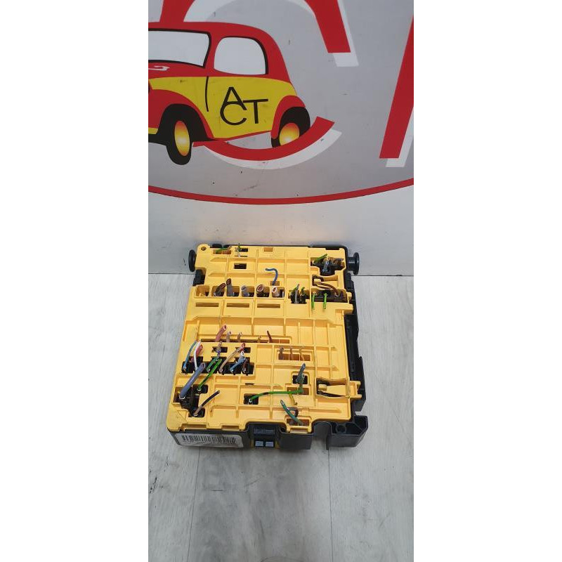 Porte fusible PEUGEOT 208 1 PHASE 2 d’occasion