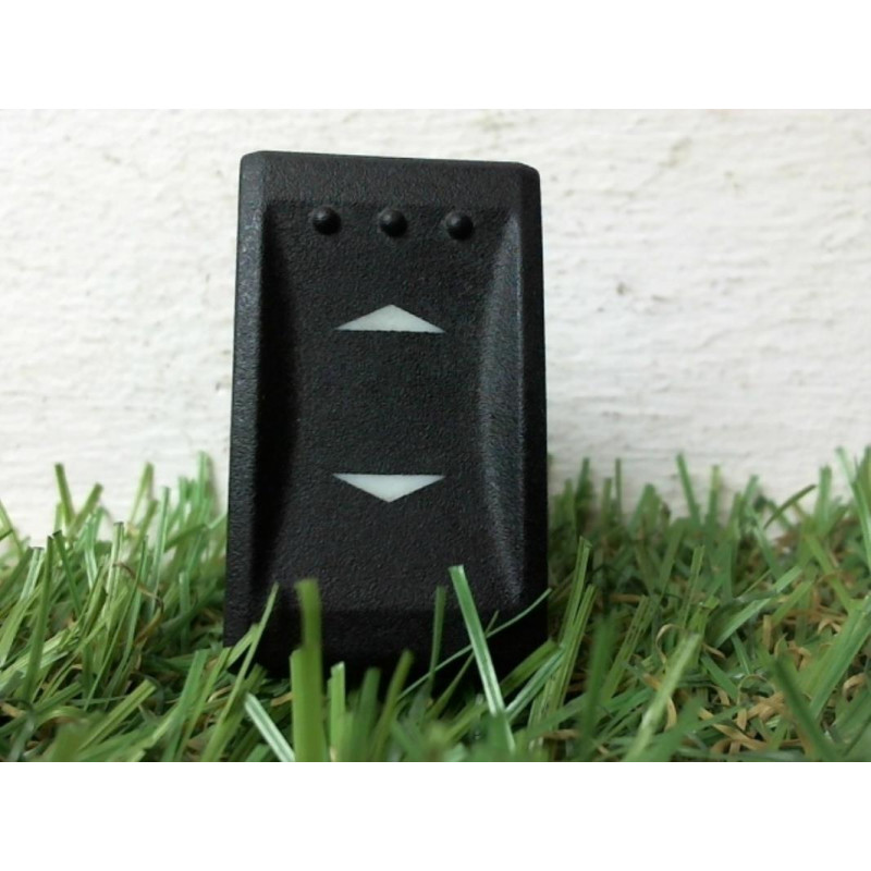 Interrupteur de leve vitre avant droit FORD MONDEO III d’occasion