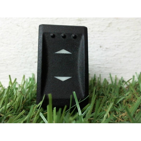 Interrupteur de leve vitre avant droit FORD MONDEO III d’occasion