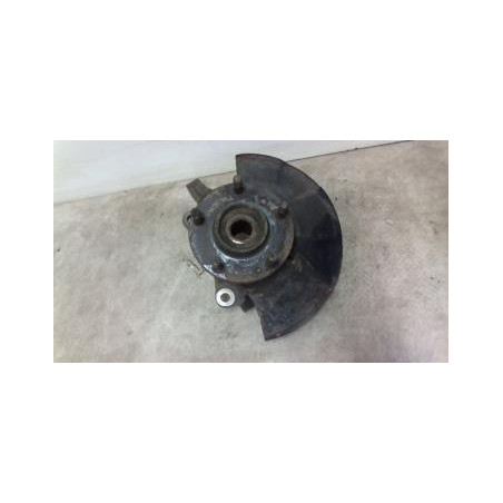 Fusee avant gauche HYUNDAI TUCSON 1 d’occasion