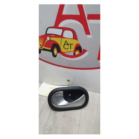 Poignee interieur arriere gauche RENAULT TWINGO 3 d’occasion