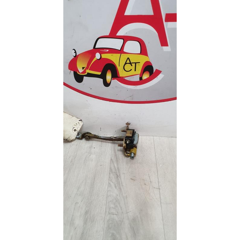 Tirant de porte avant gauche RENAULT CLIO 2 PHASE 1 d’occasion