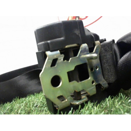 Ceinture arriere droit VOLKSWAGEN P0LO III SDI FLIGHT HAYON d’occasion