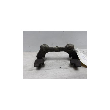 Support etrier frein (chape) arriere gauche RENAULT LAGUNA 2 PHASE 1 d’occasion
