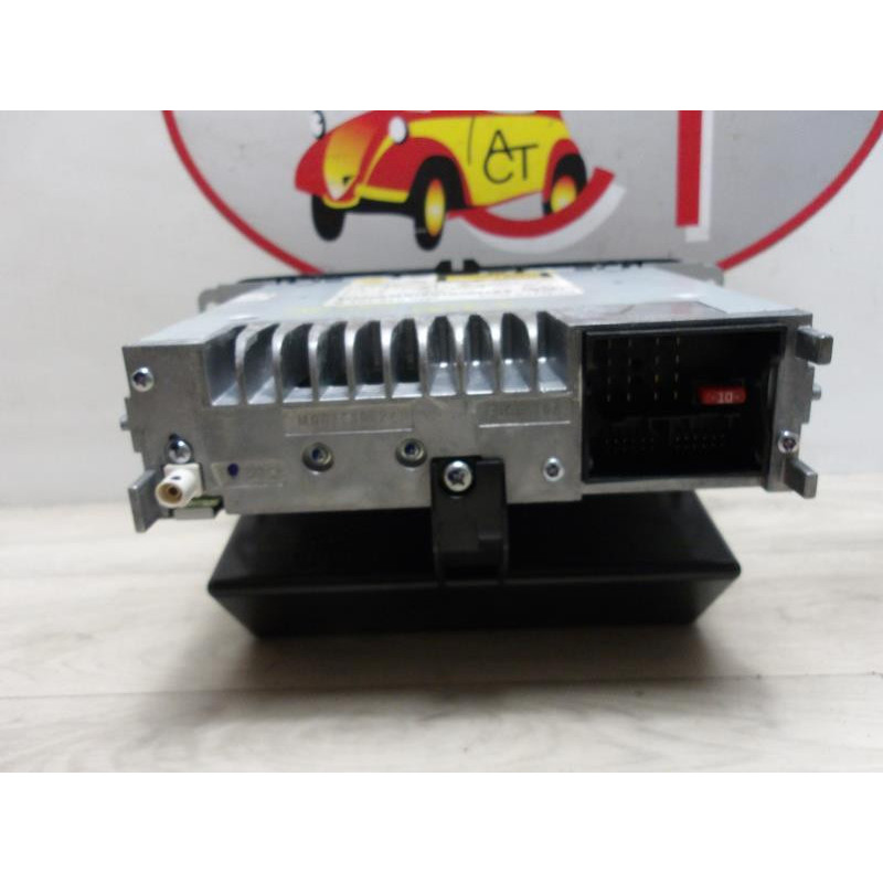 Autoradio d'origine VOLKSWAGEN POLO 5 PHASE 1 d’occasion