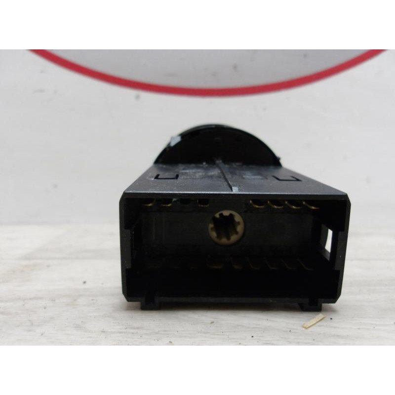 Commande de phare VOLKSWAGEN POLO 5 PHASE 1 d’occasion