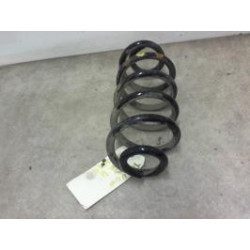 Ressort de suspension arriere droit RENAULT TWINGO 3 d’occasion