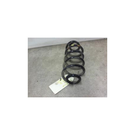 Ressort de suspension arriere droit RENAULT TWINGO 3 d’occasion