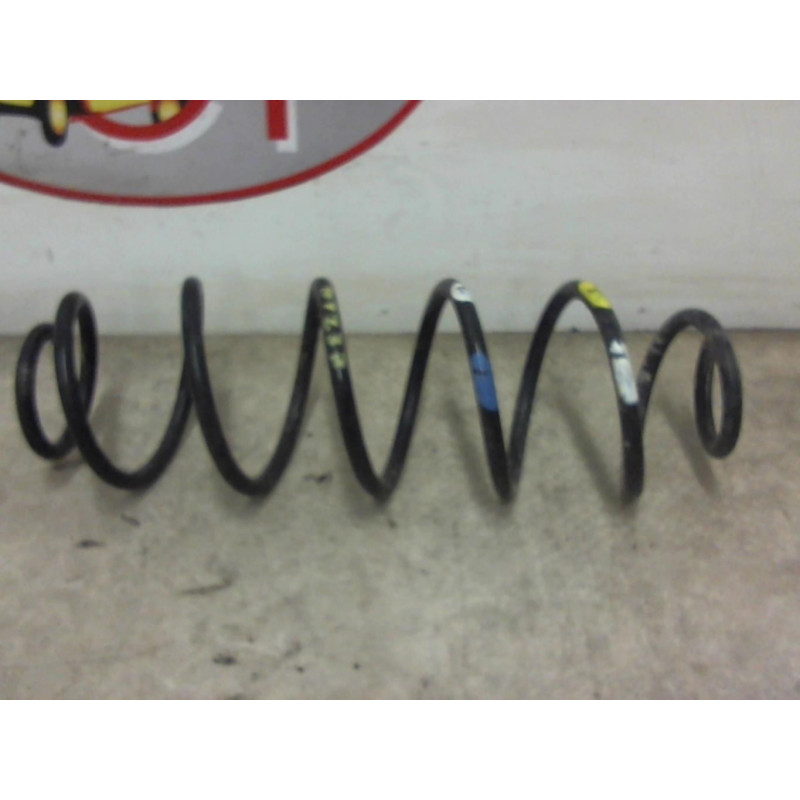 Ressort de suspension arriere droit CITROEN C3 2 PHASE 1 d’occasion