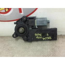Moteur leve vitre avant gauche RENAULT SCENIC 3 PHASE 3 d’occasion