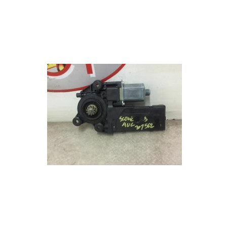 Moteur leve vitre avant gauche RENAULT SCENIC 3 PHASE 3 d’occasion