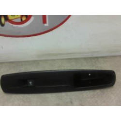Interrupteur de leve vitre avant droit RENAULT SCENIC 3 PHASE 3 d’occasion