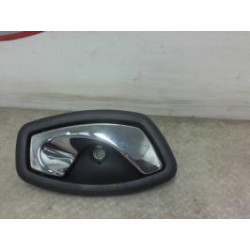 Poignee interieur arriere droit RENAULT SCENIC 3 PHASE 3 d’occasion