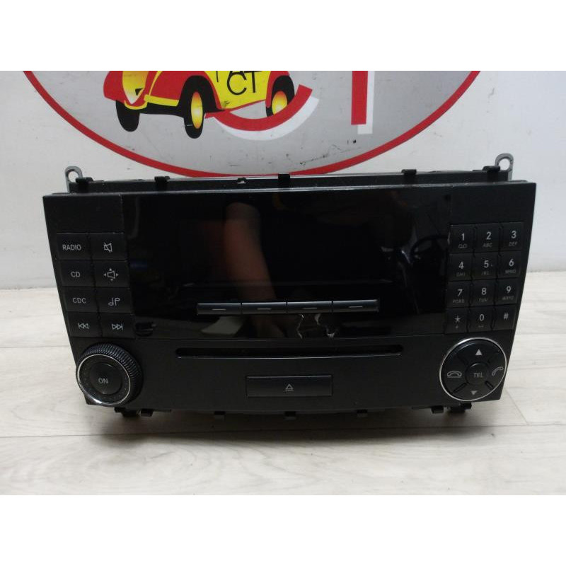 Autoradio d'origine MERCEDES CLASSE CLK 209 COUPE d’occasion