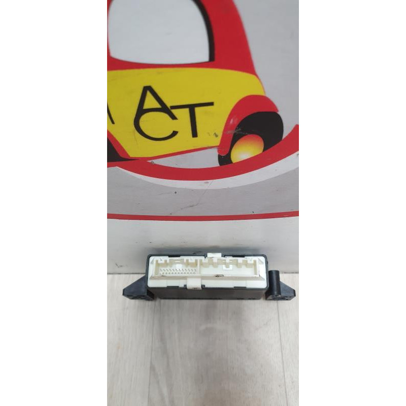 Boitier d'aide au stationnement RENAULT CLIO 4 PHASE 2 d’occasion