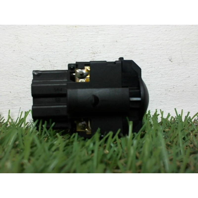 Commande de reglage hauteur de phare VOLKSWAGEN PASSAT V (3B5) BREAK d’occasion