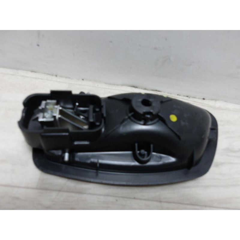 Poignee interieur arriere droit RENAULT CLIO 4 PHASE 2 d’occasion
