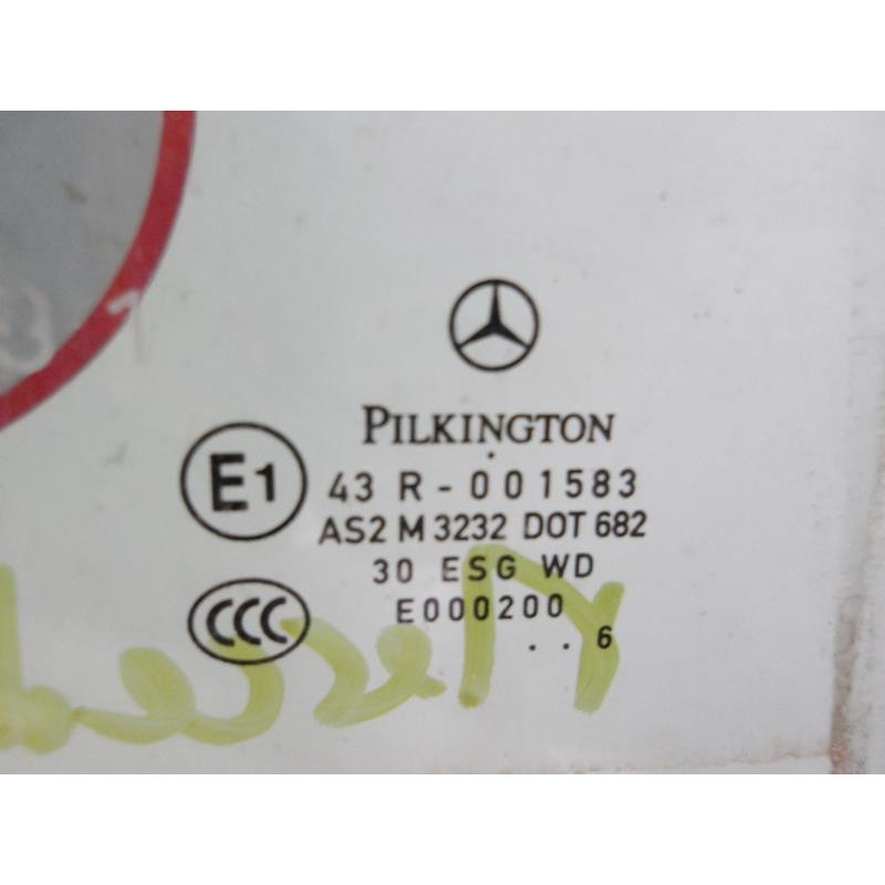 Vitre arriere droit MERCEDES CLASSE A 169 PHASE 1 d’occasion