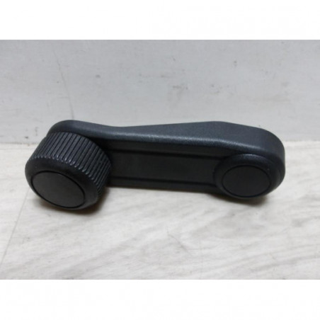 Manivelle de leve vitre MERCEDES CLASSE A 169 PHASE 1 d’occasion