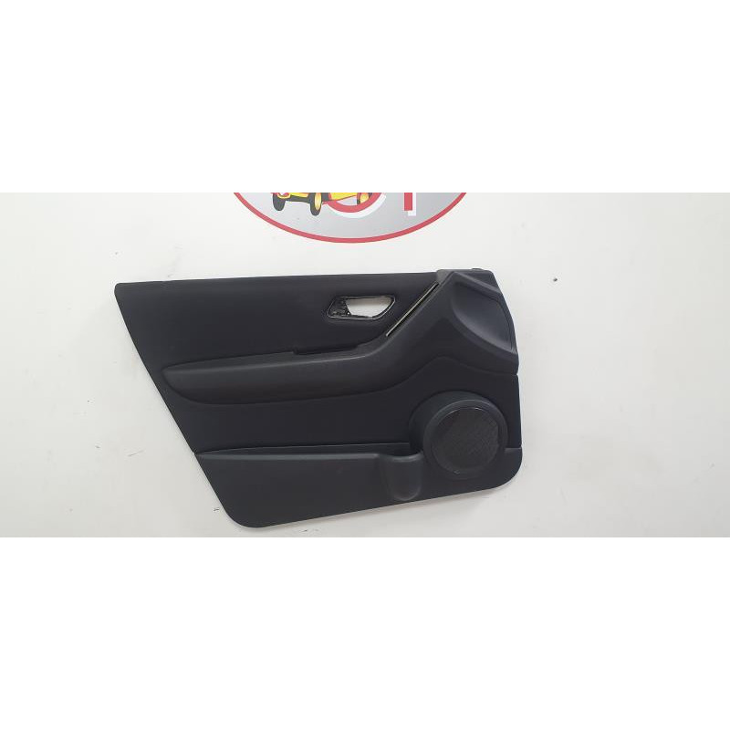 Panneau de porte avant gauche NISSAN MICRA 3 PHASE 3 d’occasion
